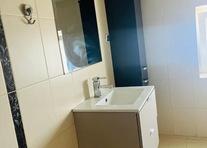 Skalskiego 7 Apartman *